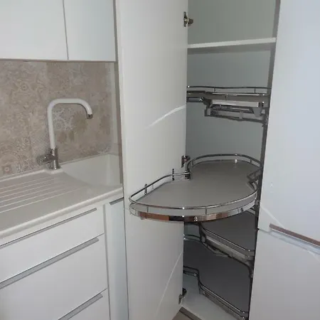 Infostays Maria Zambrano * Málaga